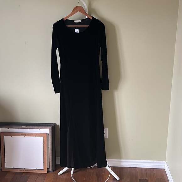 Long Velvet Dress W/ Side Split - Picture 5 of 5